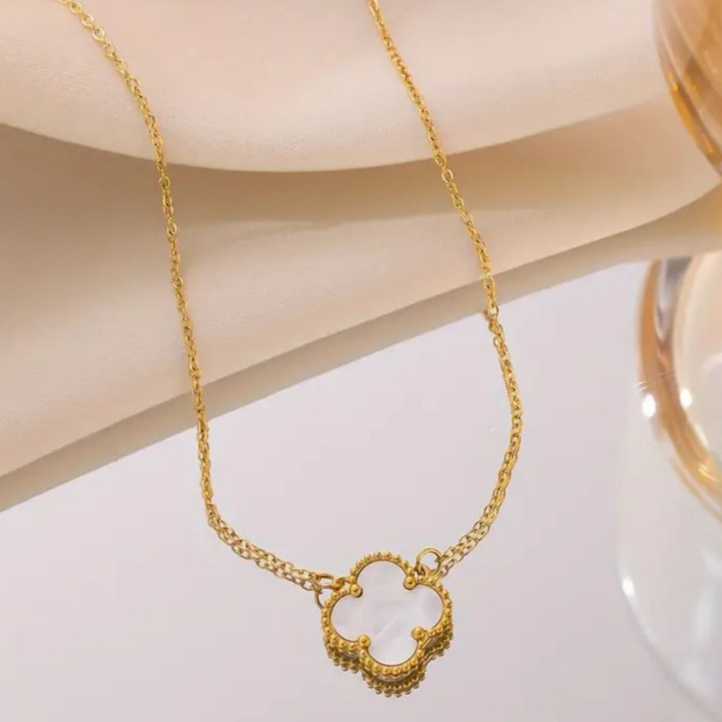 Vintage Lucky Four Leaf Clover Necklace